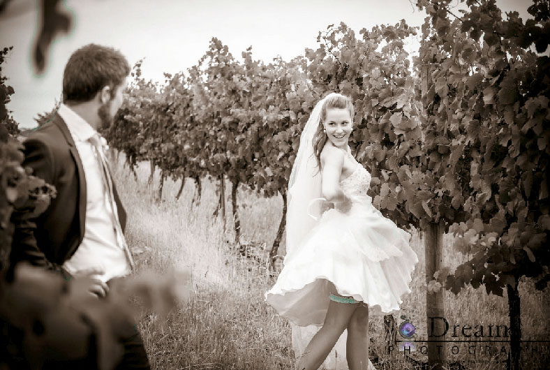 cheap wedding photographer