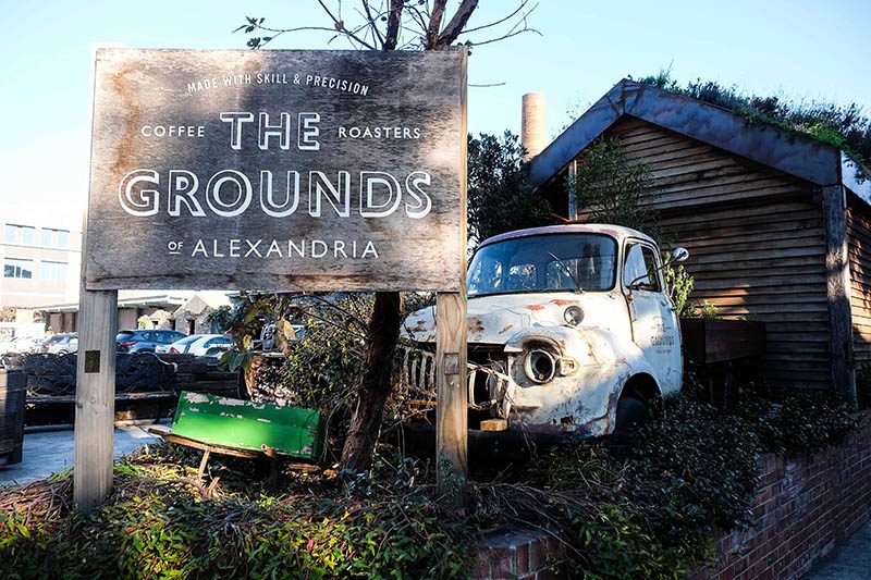 Couple portraits at The Grounds of Alexandria wedding venue