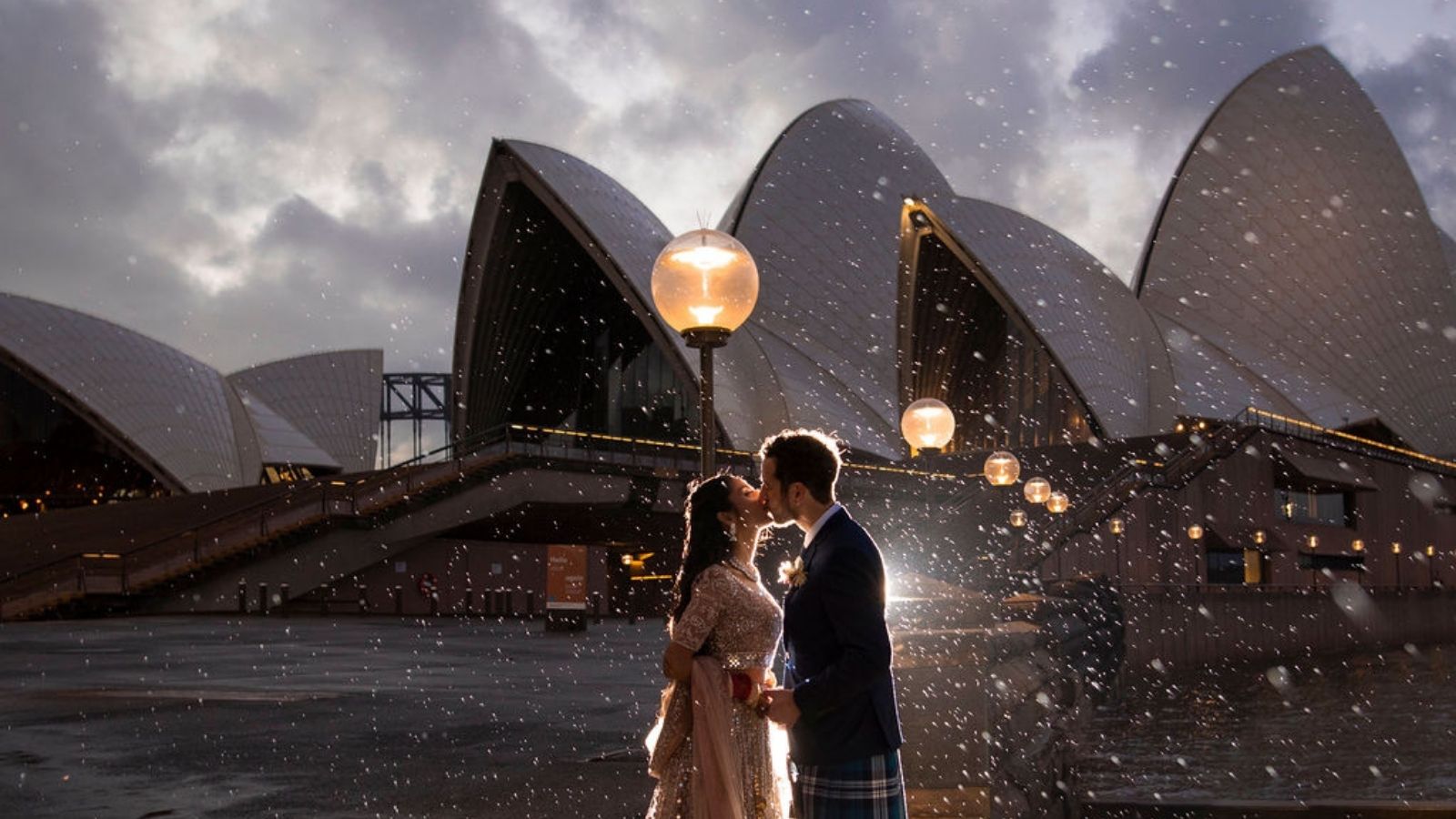 Sydney Opera House wedding photography