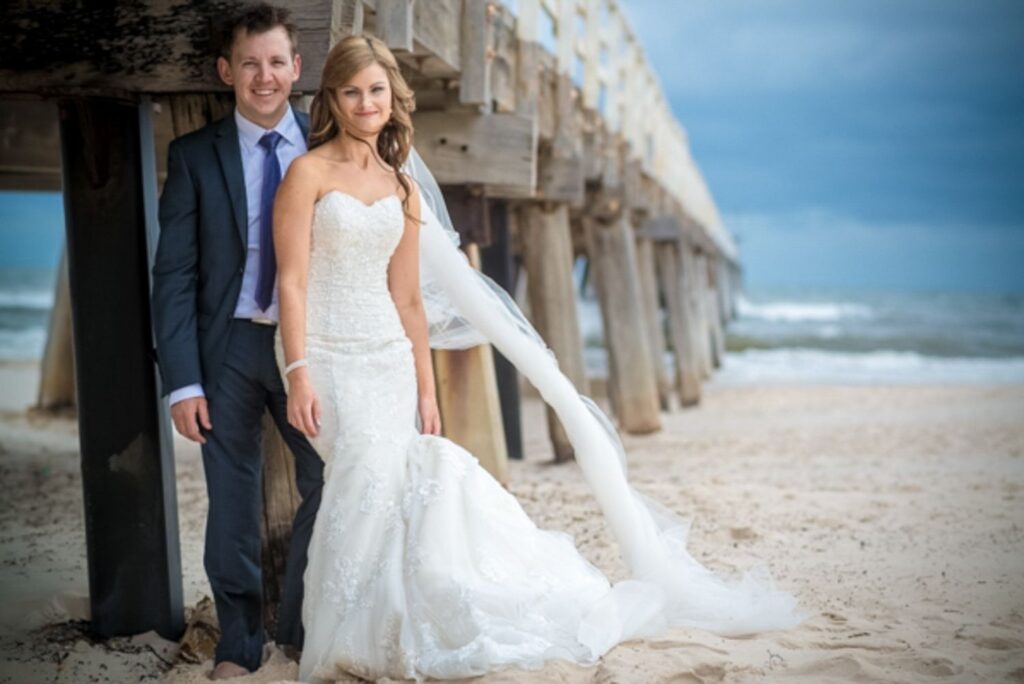 Wedding photography Sydney and surrounds with couple by the ocean