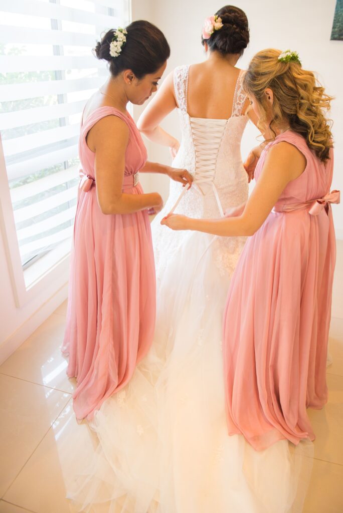 bride getting ready for her curzon hall wedding