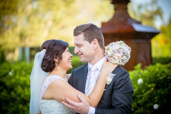 bride and groom at curzon hall