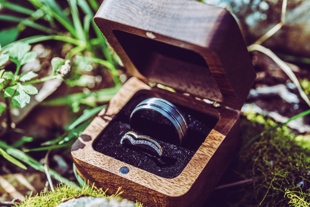 Wedding ring wooden box